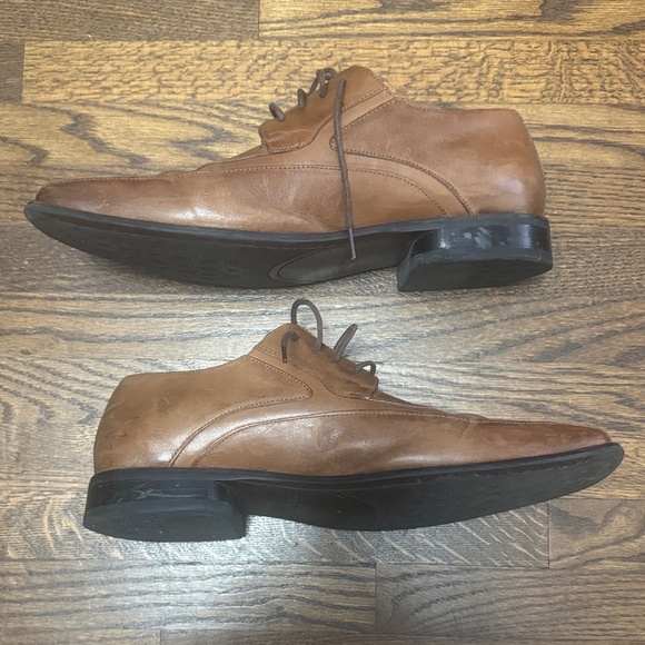 64. Stacy Adams Oxford Dress Shoes - Picture 2 of 9